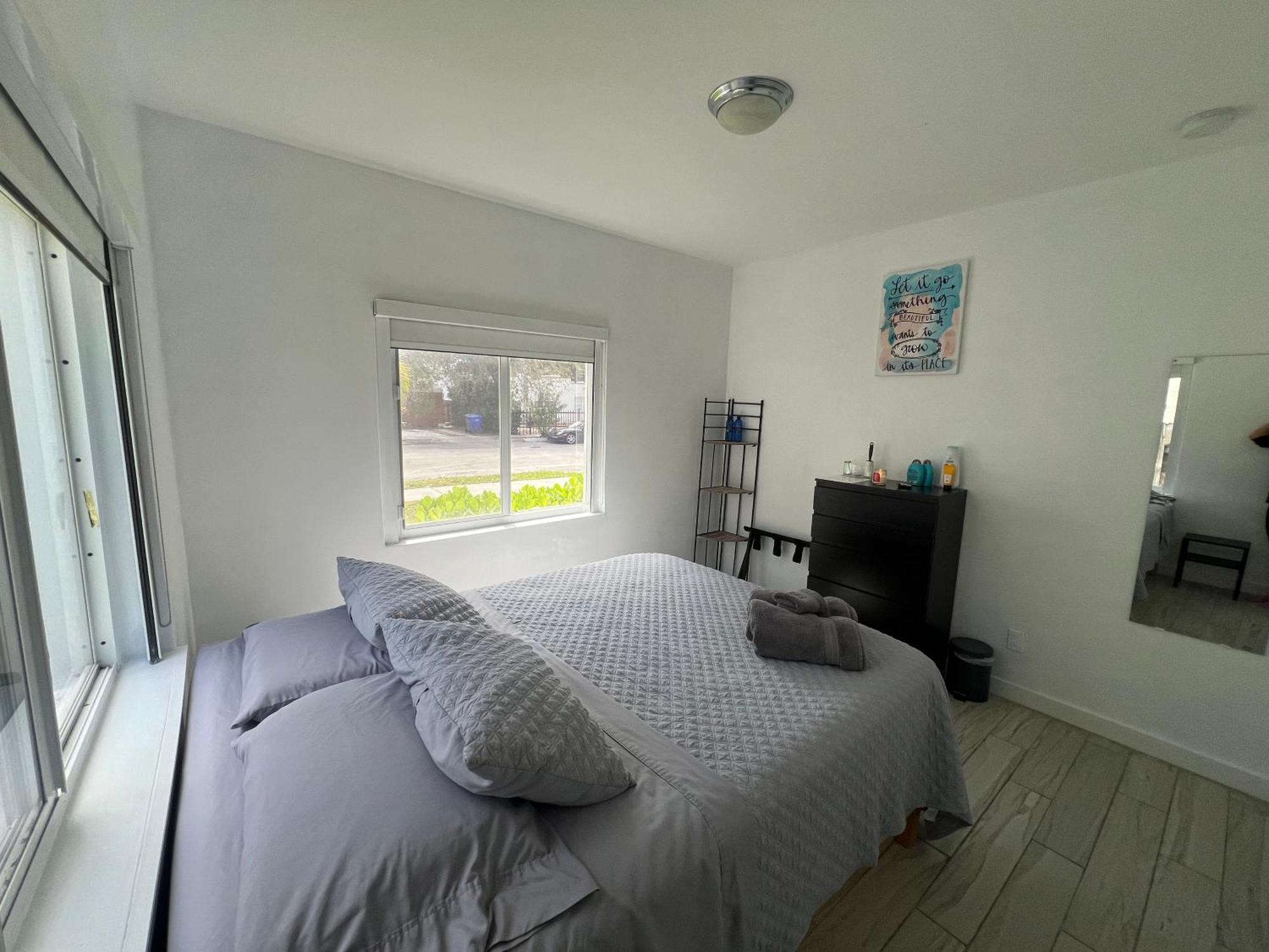 Cozy Room In A Quiet Home Miami Bagian luar foto